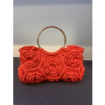 Πλεκτή κόκκινη τσάντα με  λουλούδια