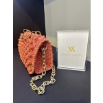 Πλεκτή σομόν τσάντα