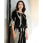 Μπλούζα σε  μαύρο- χρυσό