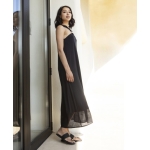 Ζέρσει φόρεμα με μεταλλική λεπτομέρεια